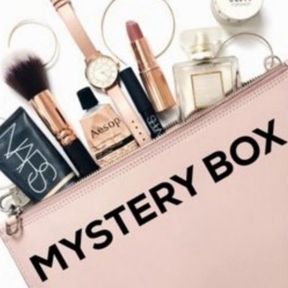 $50 retail value high end Beauty Makeup hair & Skincare Mystery Box